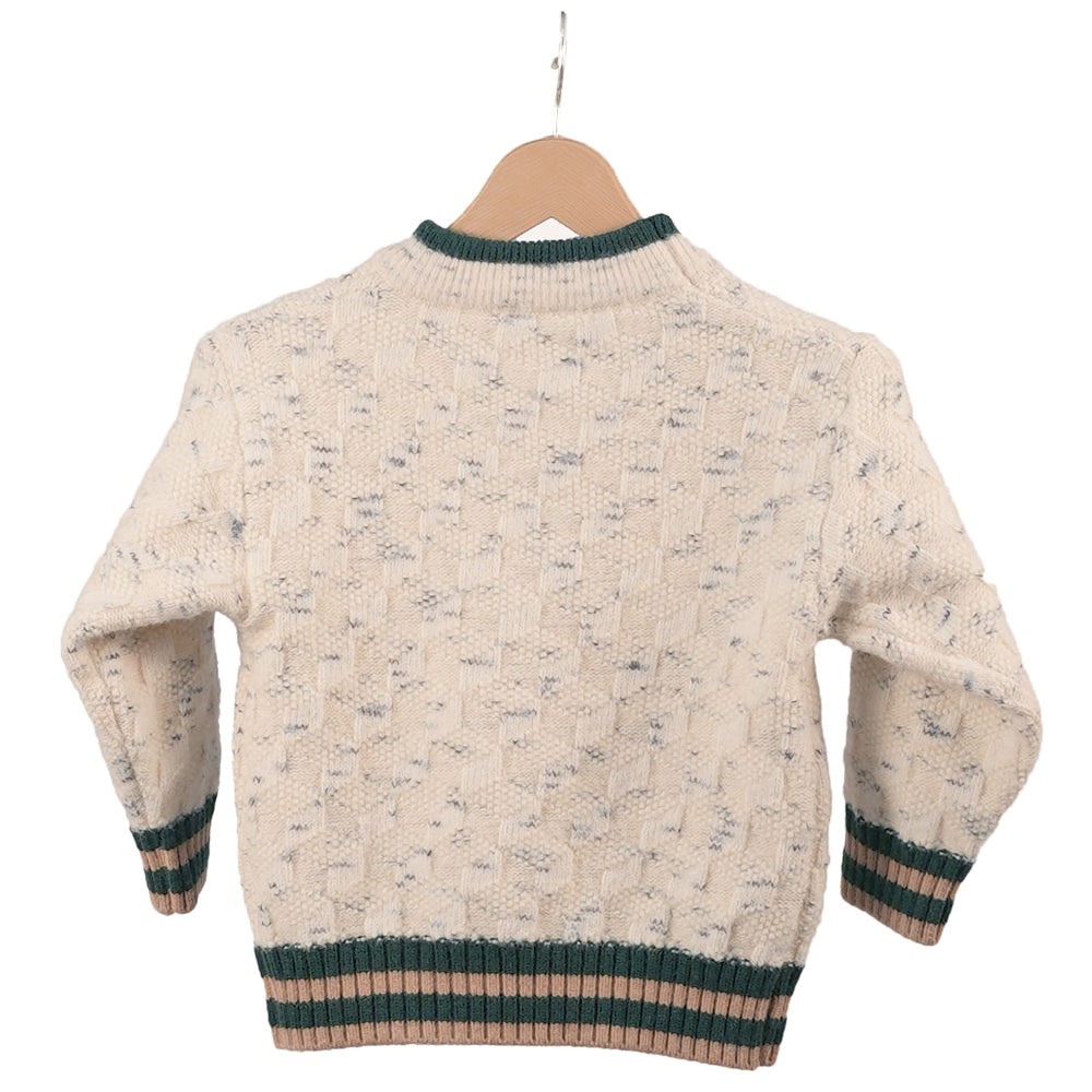 White textured sweater with green rib trims