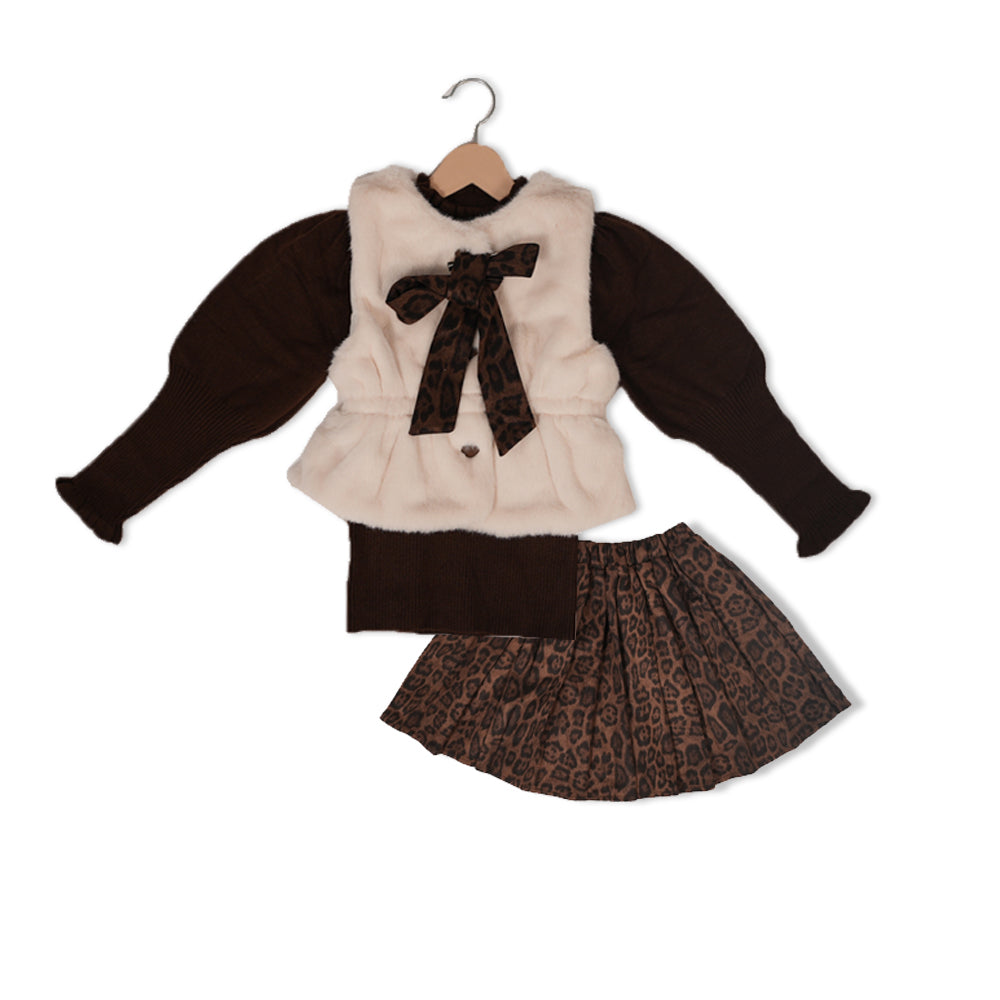 Wildly Chic – Leopard Print Skirt & Faux Fur Vest Set for Mini Fashionistas