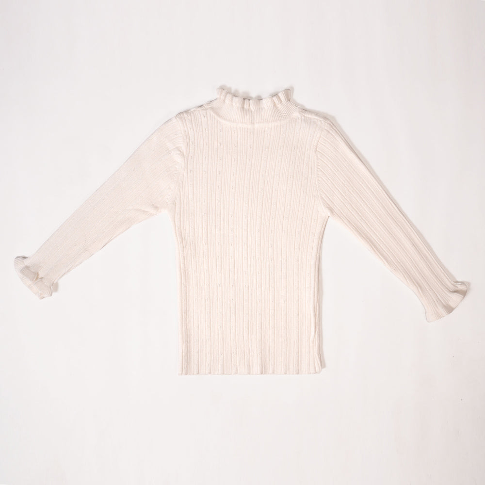 White knit pullover